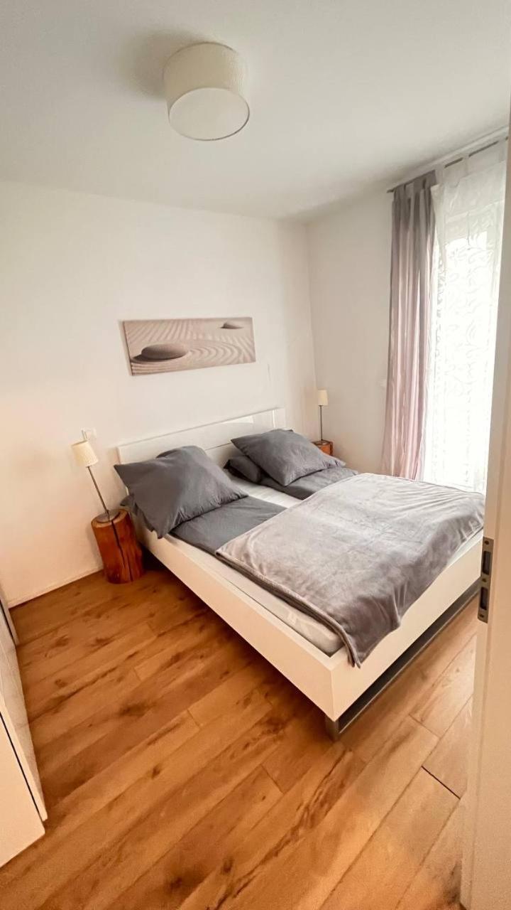 Trier City Center Apartments & Stadthaus, Zentrum Pokoj fotografie